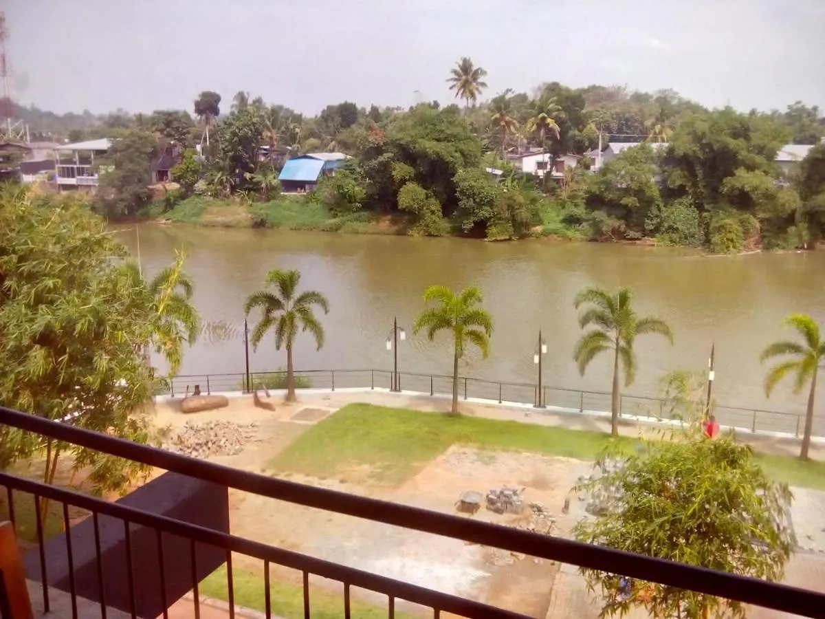 The River Edge Hotel Kaduwela