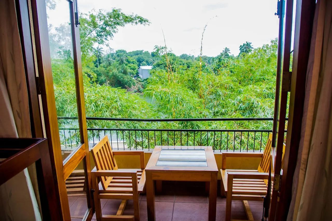 The River Edge Hotel Kaduwela