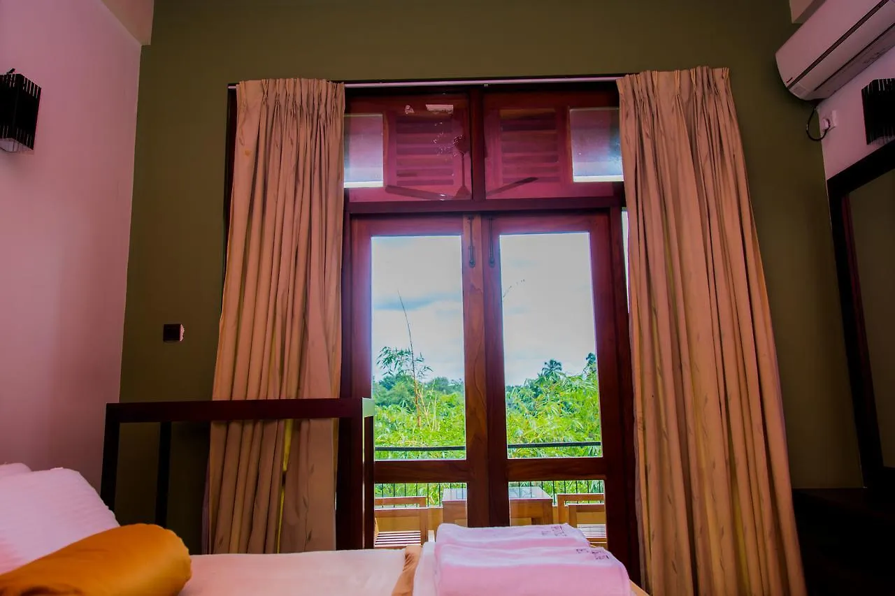 The River Edge Hotel Kaduwela